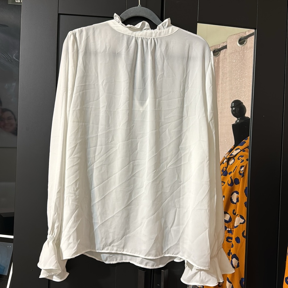 J Crew long sleeve top - Picture 4 of 5